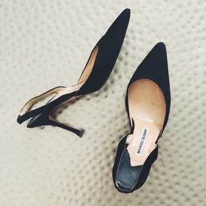 Manolo Blahnik Black Vintage Kitten Heel